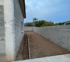 Dalle, mur de clôtures et trottoirs !