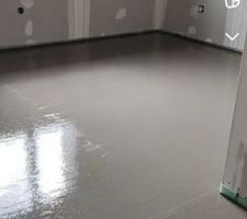 Coulage chape liquide