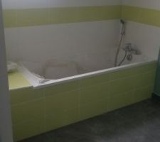 Salle de bain des garçons. 
Je suis ravi des couleurs