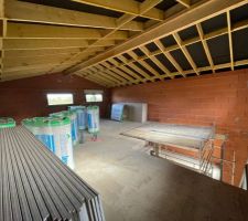 Pose des rails plafond et pose isolant