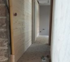 Habillage mur de refend en lambris