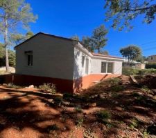 Pose de l'enduit d'étanchéité du vide sanitaire
