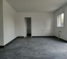 Peinture et pose de parquet