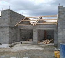 Pose des chevrons des garages