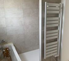 Salle de bain &eacute;tage