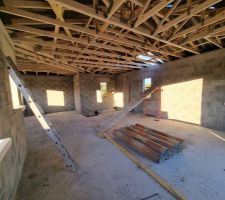 Charpente &eacute;tage