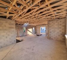 Charpente &eacute;tage