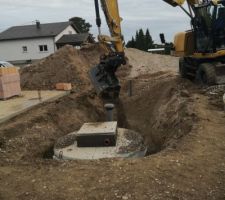 D&eacute;but des raccordements et mise en place de la micro station