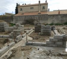 Mise en place du vide sanitaire 120CM (6 rangs de parpaings)
