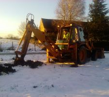 Installation du regard t&eacute;l&eacute;phone et logette ERDF
