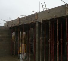 22/12/2010 : coffrage &eacute;tage