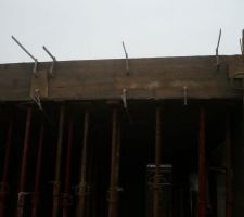 22/12/2010 : coffrage &eacute;tage