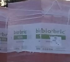 Dépose à l'aube du stock de biobric BGV3+ - Il y a de quoi faire