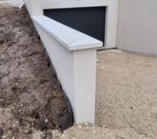 Modénature garage: ligne pas droite, couleur non homogène