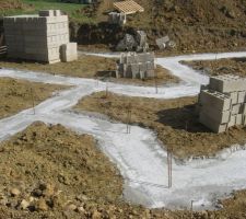 Le b&eacute;ton a &eacute;t&eacute; coul&eacute; en plus il a fait beau c'est nickel!!!