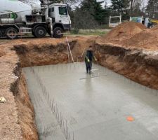 Coulage fond de piscine