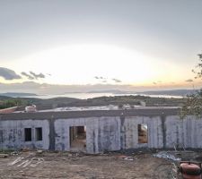 Montage des acrot&egrave;res