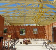 La toiture...
Rien de particulier
Les artisans sont consciencieux