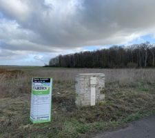 Voici notre terrain o&ugrave; nous allons faire construire. 
Permis de construire accepte, passage chez le notaire effectu&eacute;