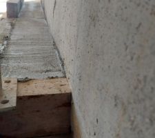 Seuil de baie vitrée à galandage