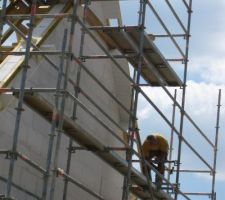 Pose des bandes de rive en PVC