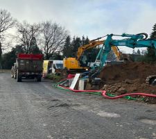 Pas mal de cailloux pendant ce terrassement
