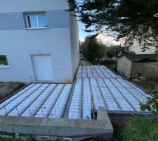 Mise en place hourdis isolants