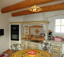 CUISINE proven&ccedil;ale de chez ADI &agrave; ST Christol les Al&egrave;s.

Nous sommes enti&egrave;rement satisfaits de leur service, tr&egrave;s professionnel et surtout tr&egrave;s disponible et &agrave; l' &eacute;coute de leurs clients; en un mot: PARFAIT.