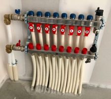 Coulage de la chape sur système de chauffage au sol