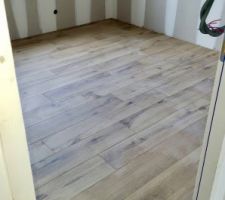 Carrelage imitation parquet