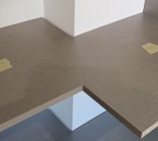 Dressing d'angle en place  assemblage des deux &eacute;tag&egrave;res en biseau...14/03/23