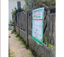 Voici la certification de la photographie du panneau du 07 mars 2023 pour prouver l?affichage continu et visible depuis la voie publique du permis d?aménager sur le terrain. Bonne journée !