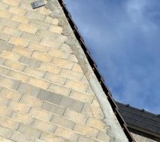 Arase apr&egrave;s reprise... (propre, mais tuiles de rive non scell&eacute;es)