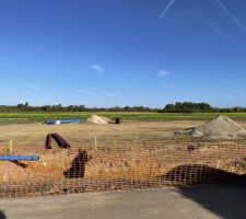 D&eacute;but des travaux de voirie par le lotisseur.