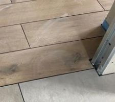 Chevauchement carrelages étage