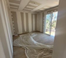 Chambre de la grande avec salle d'eau,  bandes placo