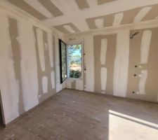 Bandes placo chambre parentale