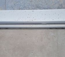 Carrelage salon et seuils de portes, avant terrasse en bois