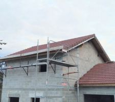 Première toiture finie!