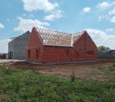 Charpente maison en L