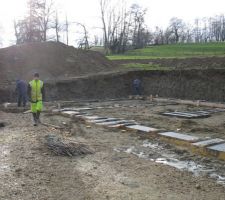 Coulage des fondations : environ 15 m3