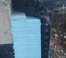 Mise en place étanchéité et isolation des fondations