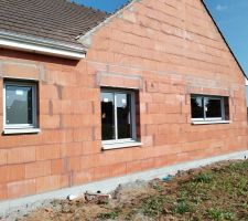 C&ocirc;t&eacute; Ouest, menuiseries RAL 7035