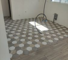 Carrelage salon et cuisine