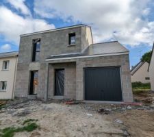 Toiture + menuiseries posées !