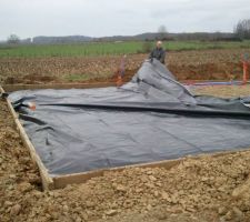 Bâchage en cours