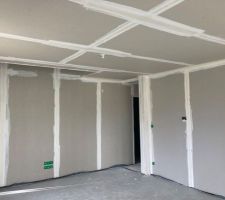 Pose des bandes fin mardi prochain