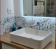 Crédence sticker salle d'eau de la chambre d'amis du rez