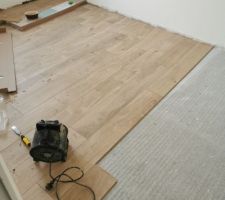 Pose du nouveau parquet au dessus de la sous couche