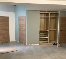 Puis la pose des portes fin de chantier de marque Italienne TREDI !! un régal de qualité et facilité de pose !!